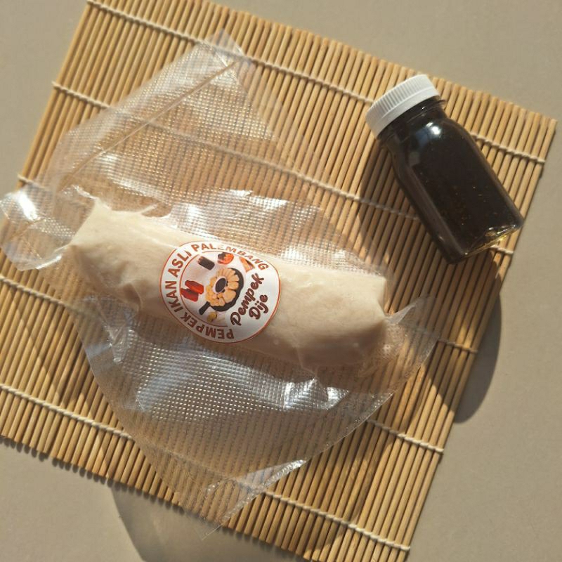 

pempek lenjer besar