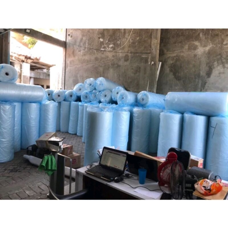 

BUBBLE WRAP MURAH 125cm x 50m