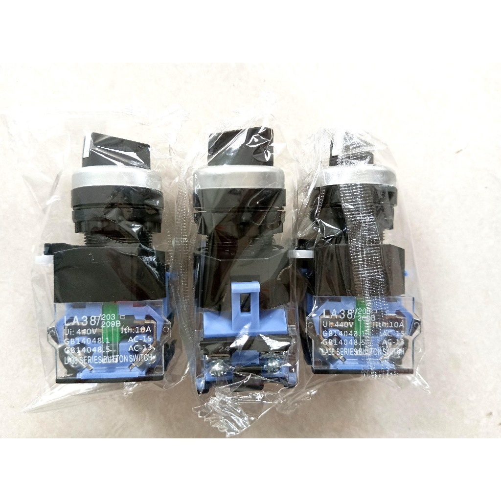 Selector Switch 440 Volt 2 Posisi On Off LA38-11X2 dan 20X3