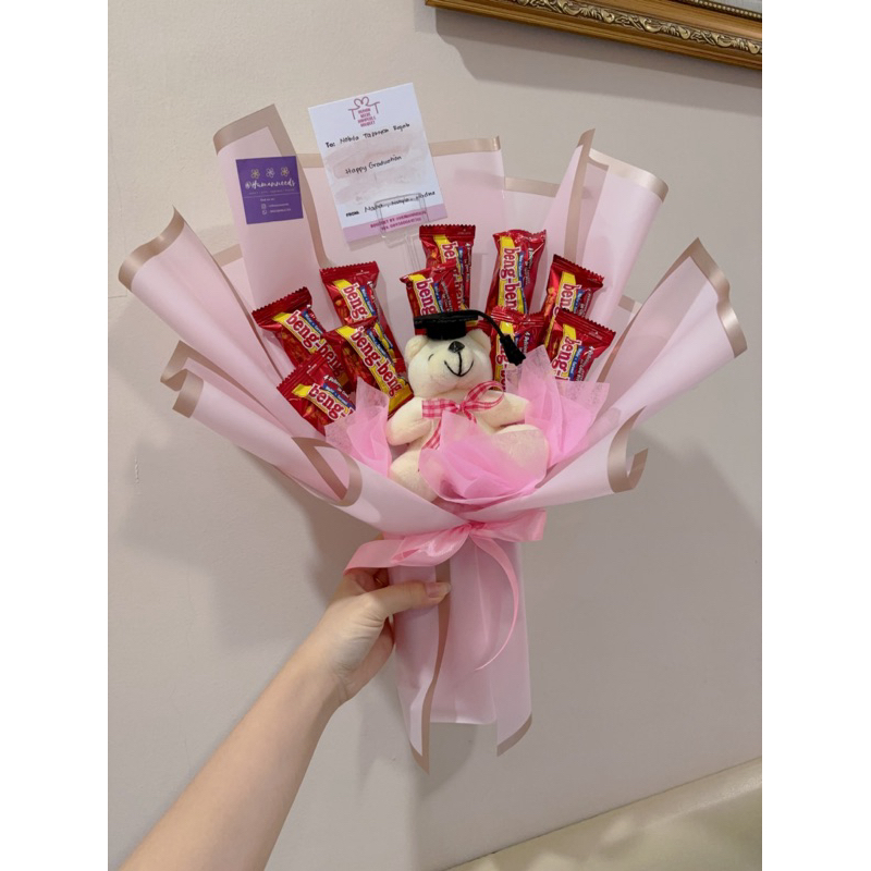 Buket Medium Bengbeng mini dan teddy | Buket Graduation / Ulang Tahun / Hampers Gift