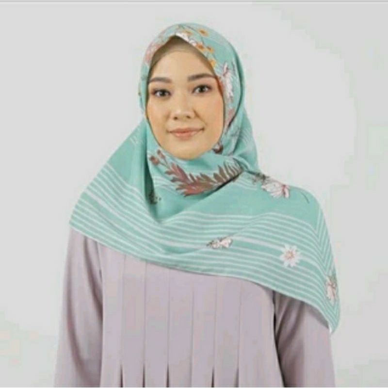 Zoya Ruella scraf kerudung segi empat motif bahan voal