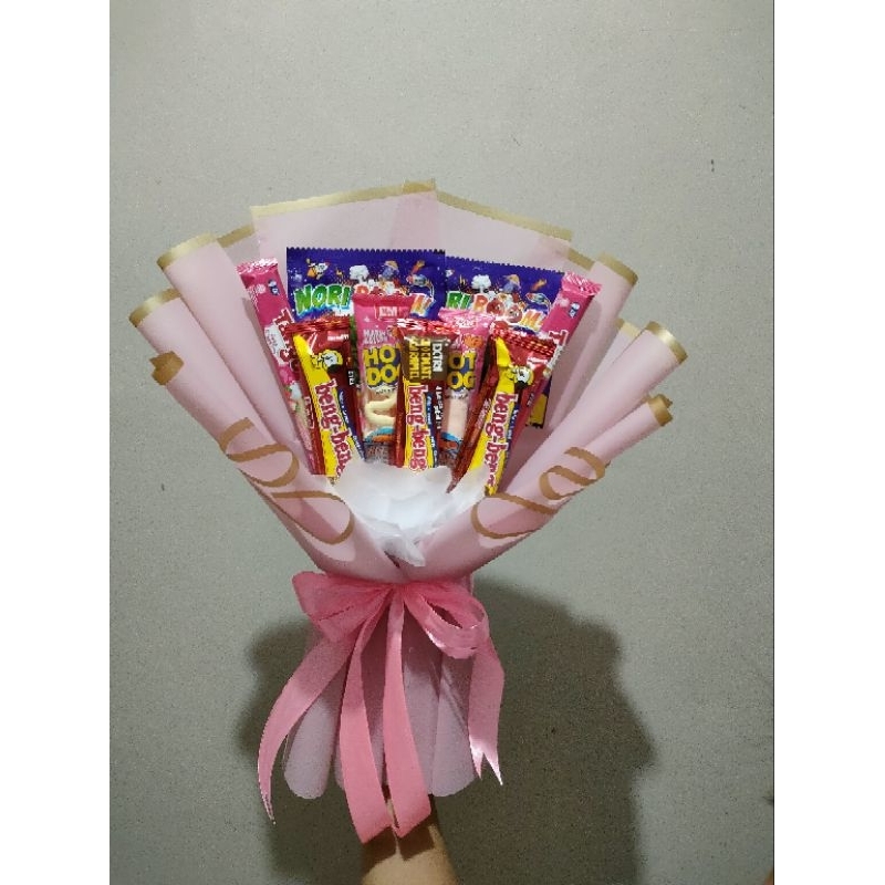 BUKET WISUDA/BUKET BONEKA WISUDA/BUKET BUNGA/ BUKET/ BUKET KOSONGAN/BUKET SNACK/ BUKET CUSTOM/BUKET 