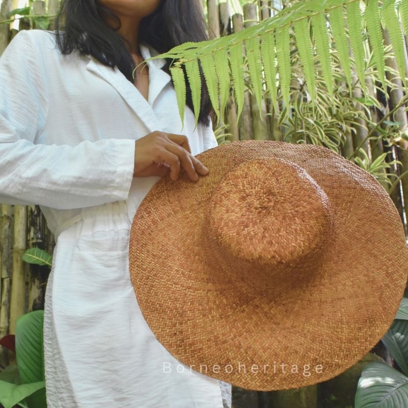 Topi vintage Rotan