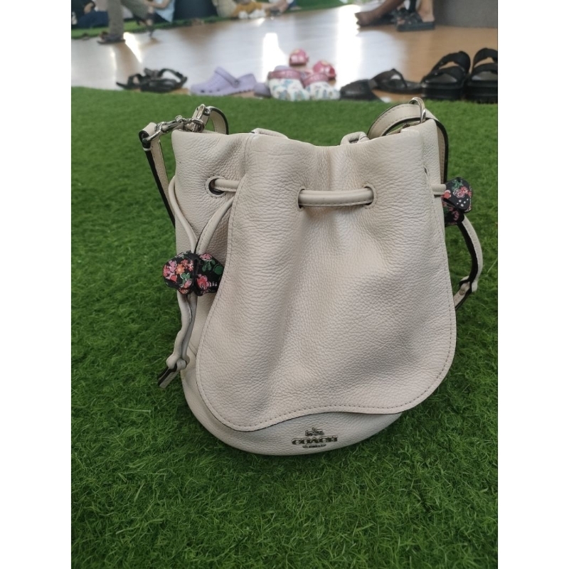 Coach Bucket Flower Petal bag in Pebble Leather, Flower Serut