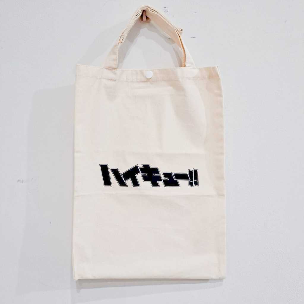 Totebag Beige Anime Tas Jujutsu Kaisen SPY X Family Naruto Blue Lock One Piece BTS Wibu