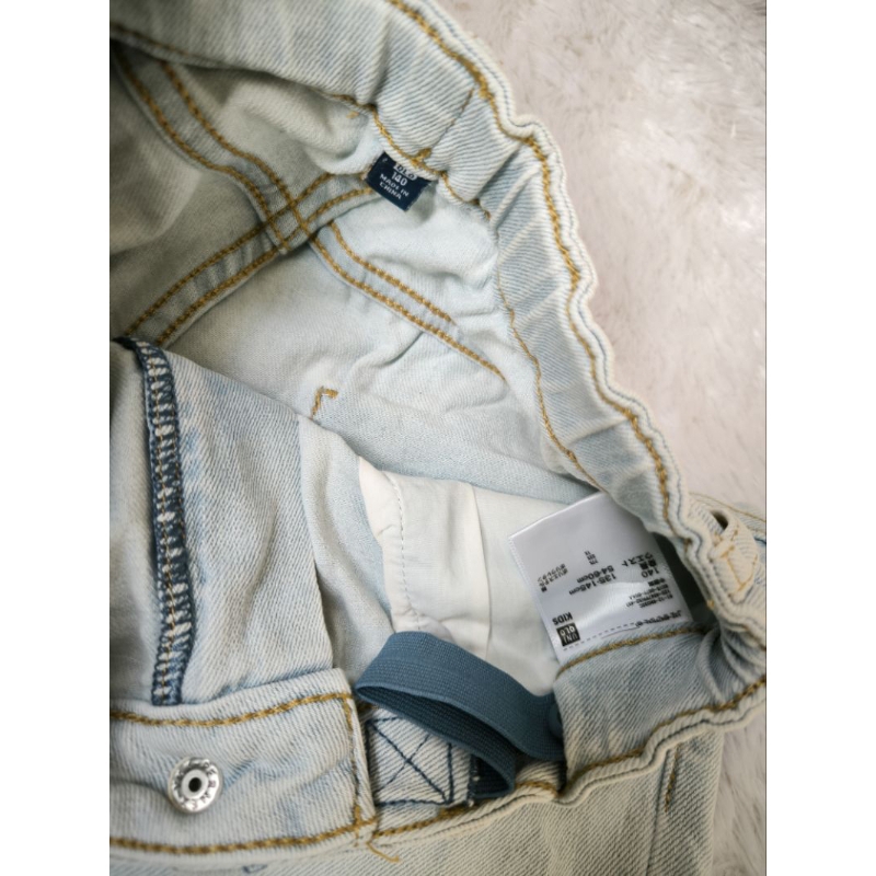 Celana pendek jeans uniqlo anak