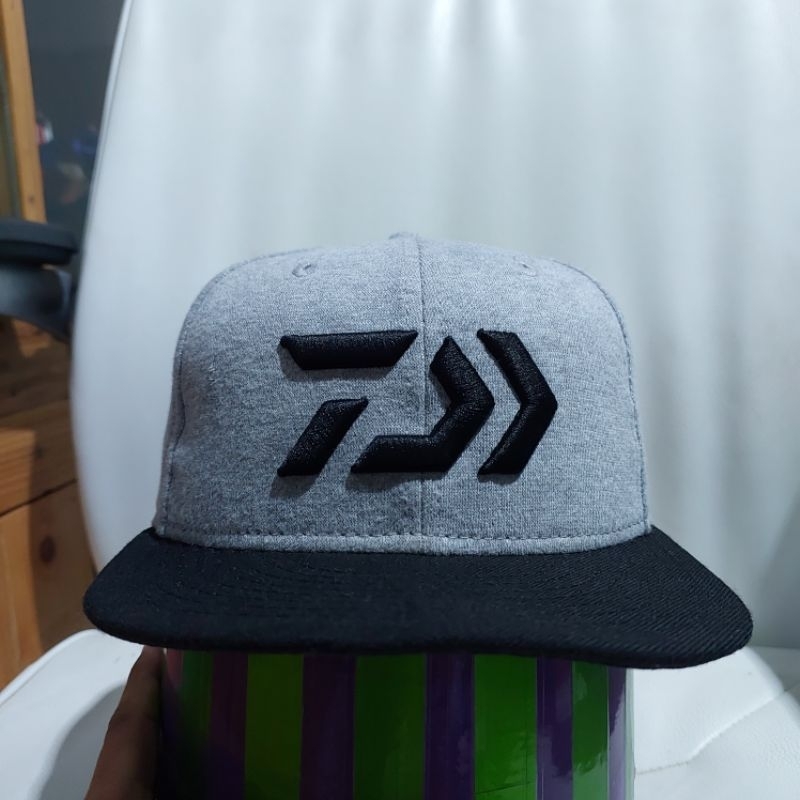 Topi Mancing New Era Daiwa original