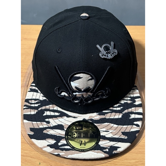 Topi New Era x Dionic Camo Master Octoslugger 59fifty Fitted 7 5/8 RARE