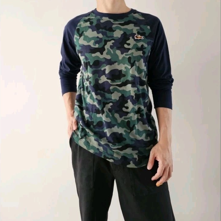 Like New Lacoste Live Camouflage Longsleeve