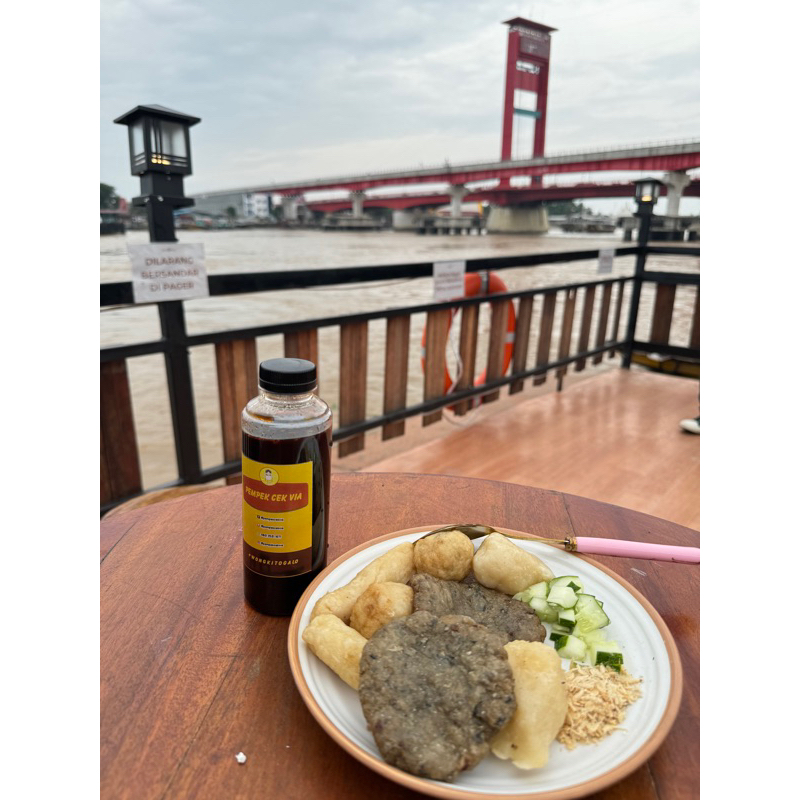 

PEMPEK CEK VIA- Cuko Batok Asli 300ML