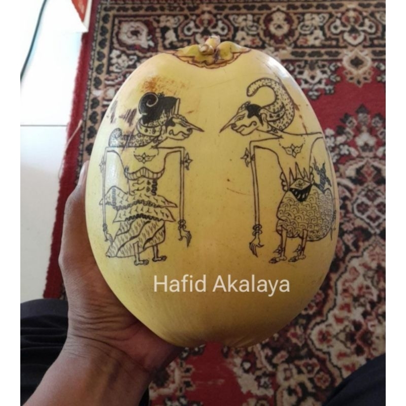 kelapa gading lukis/ untuk acara 7 bulanan adat jawa