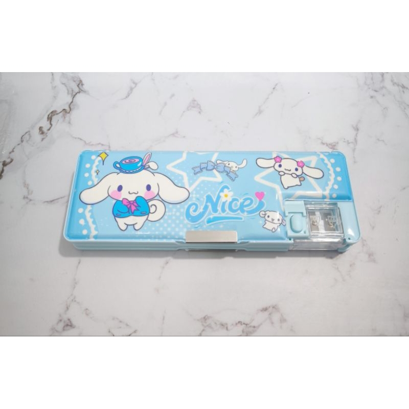 

Tempat Pensil Magnet Kuromi Melody Cinamoroll