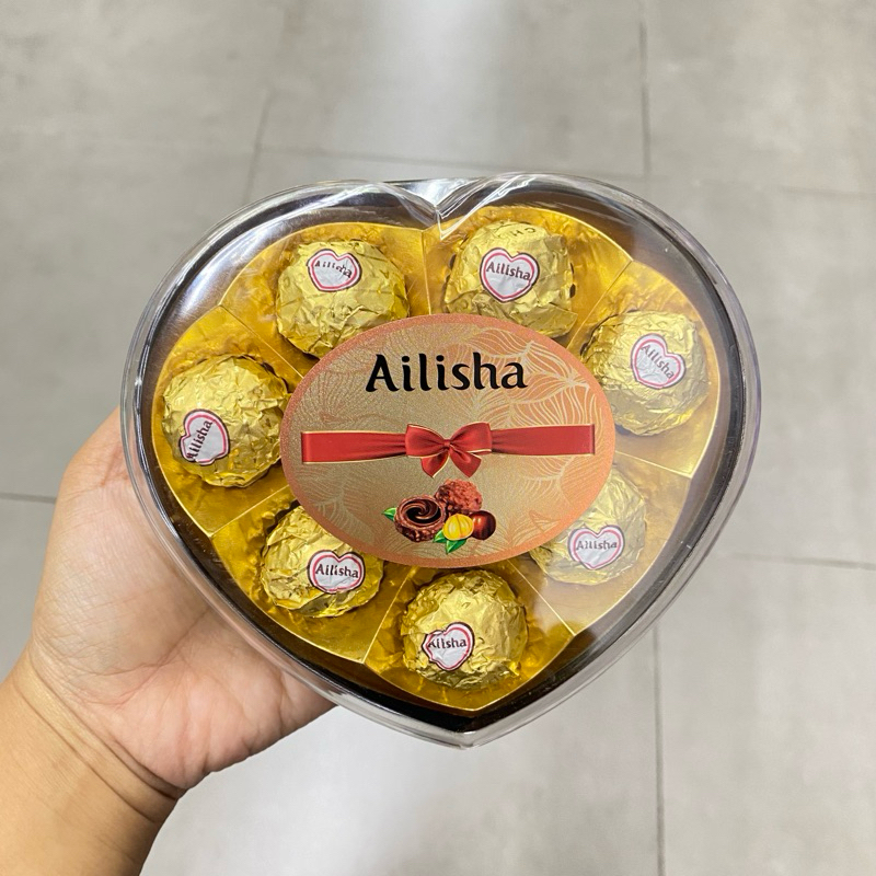 

Ailisha coklat 8 pcs Heart 100 gr / Ailisha chocolate / Snack ailisha