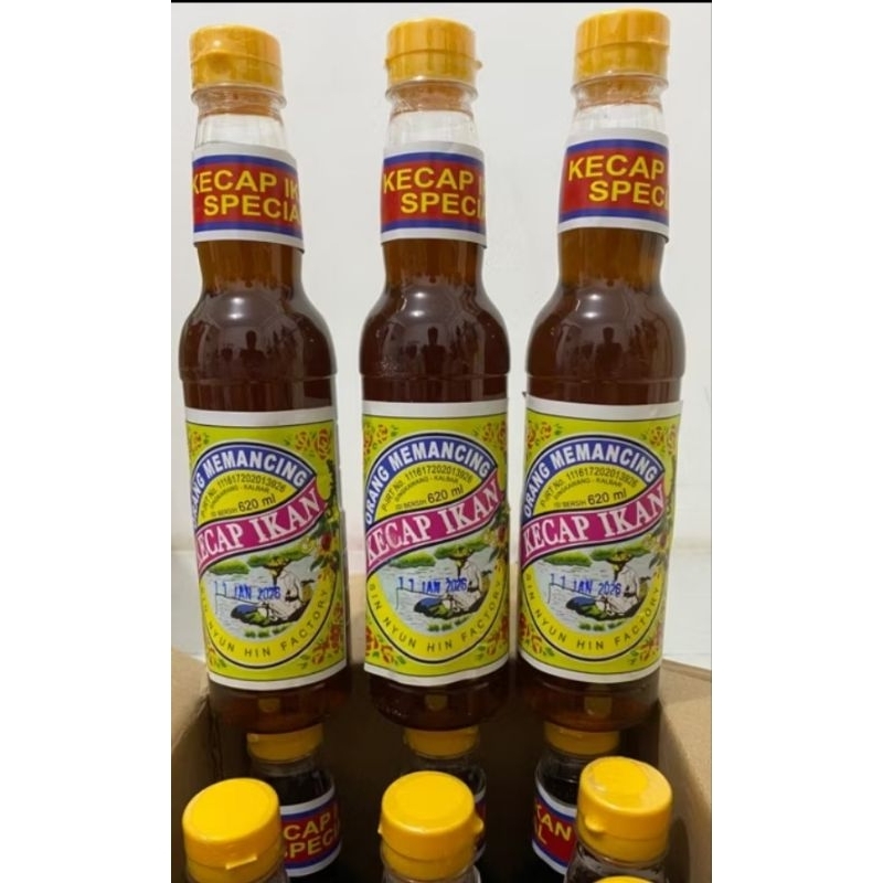 

Kecap Sari Ikan Special Kecap ikan fish sauce asli kalimantan singkawang 620ml merek Orang Memancing / Sin Nyun Hin