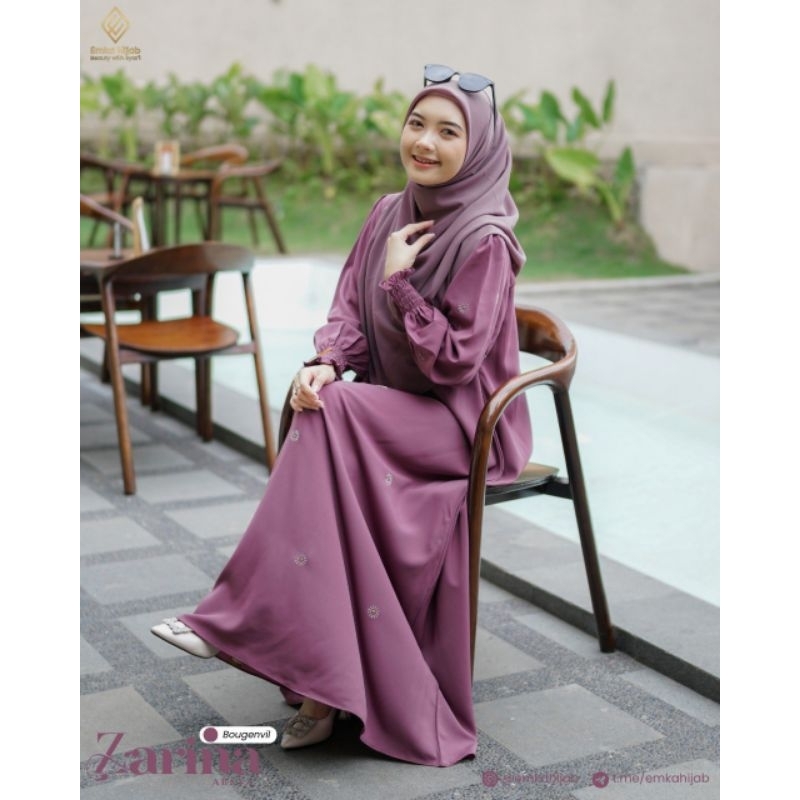 ZARINA ABAYA & BLOUSE BY EMKAHIJAB