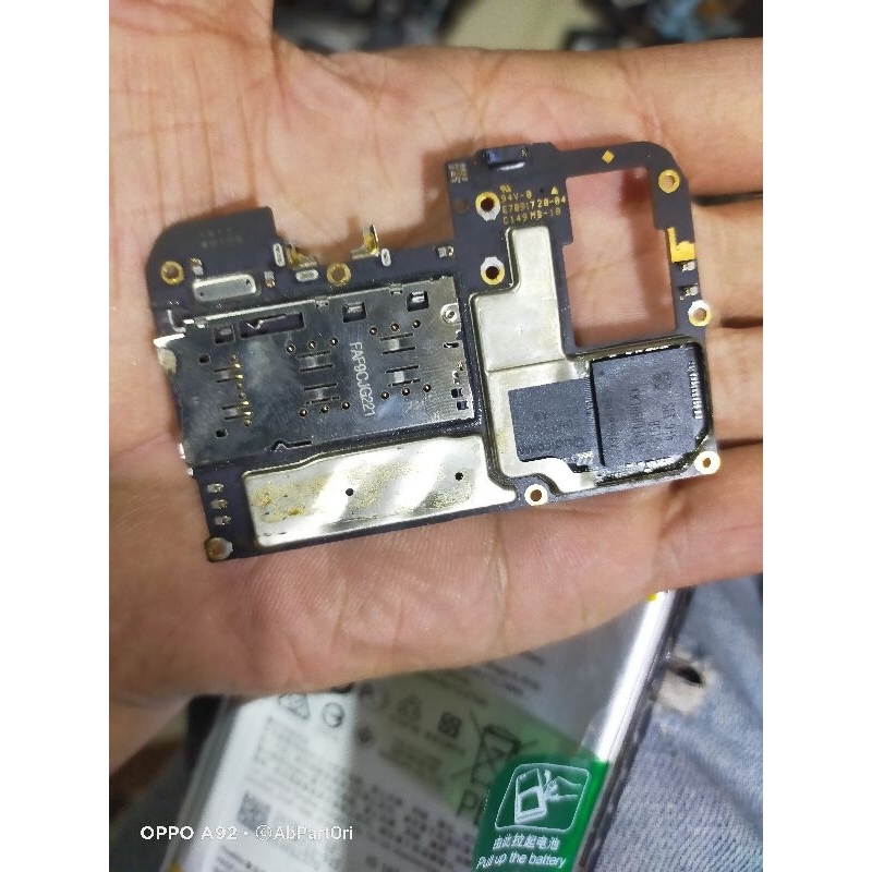 mesin realme 3 pro 6/64 minus