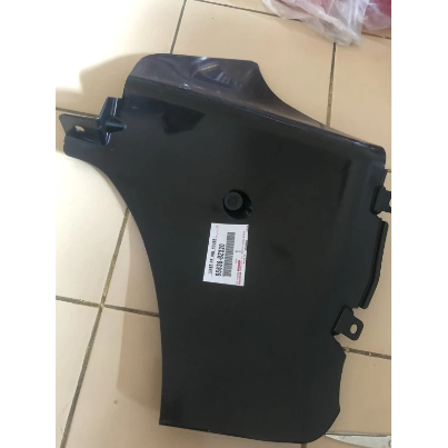 Liner Fender Spakbor Belakang Calya Sigra
