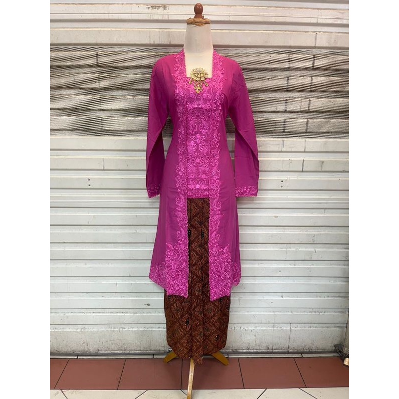 Setelan Kebaya Encim Tunik Kutubaru /Kebaya Tunik Lengan panjang  Modern