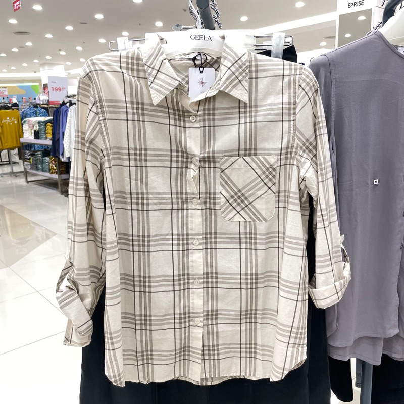 Geela Kemeja Wanita motif Kotak” bahan katun