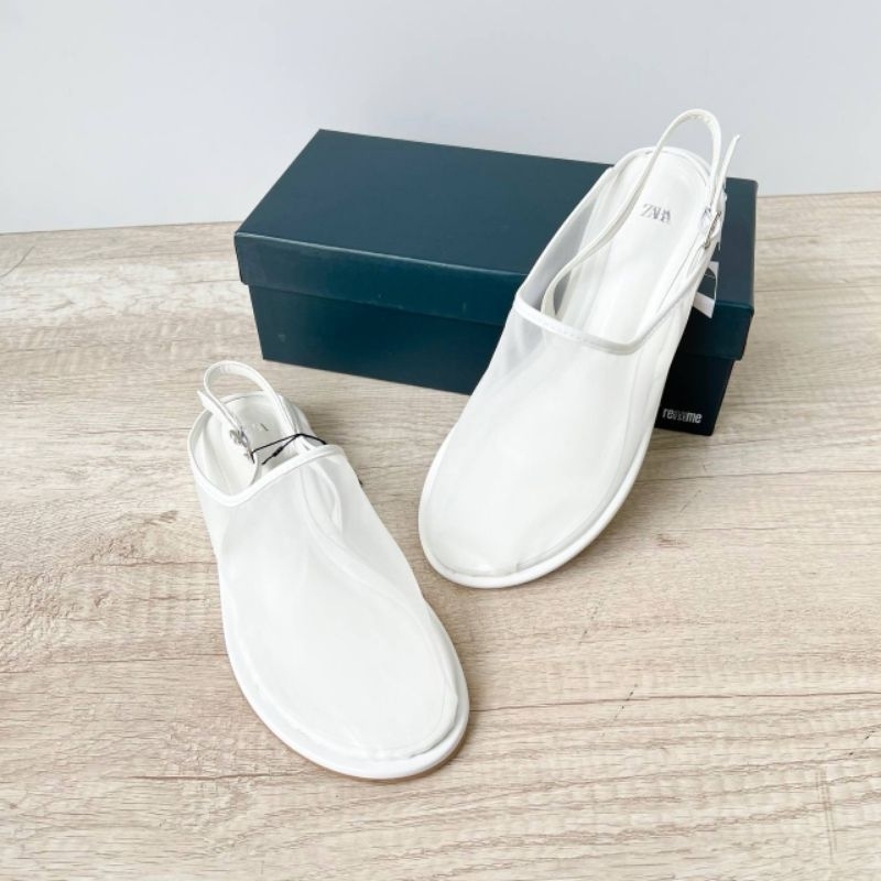 PROMO SALE Sepatu sandal zara flat putih