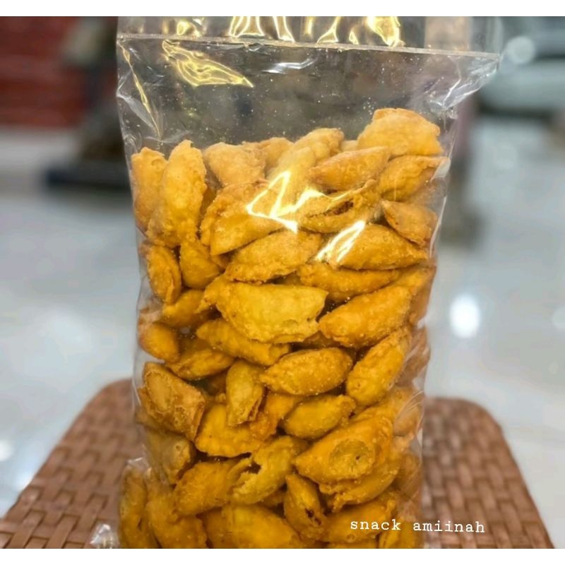 

Kue Pastel Udang Abon 1kg Renyah Gurih Enak