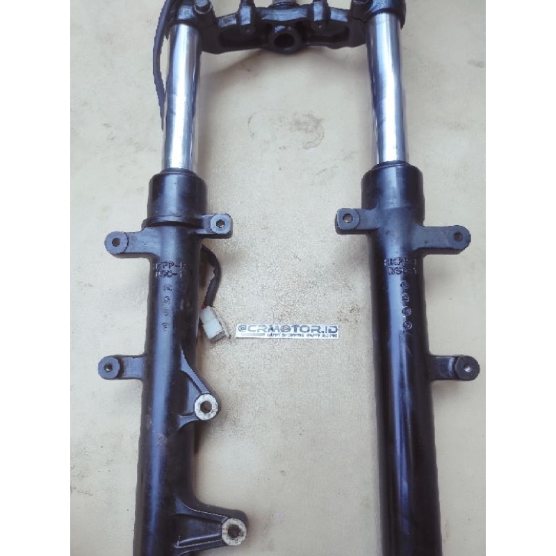 shock shockbreaker depan cbr CBU 150 fi kpp ori pernah pakai