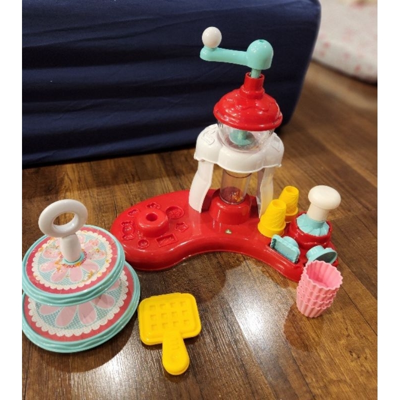 Mainan Playdoh Es Krim n Kue Elc