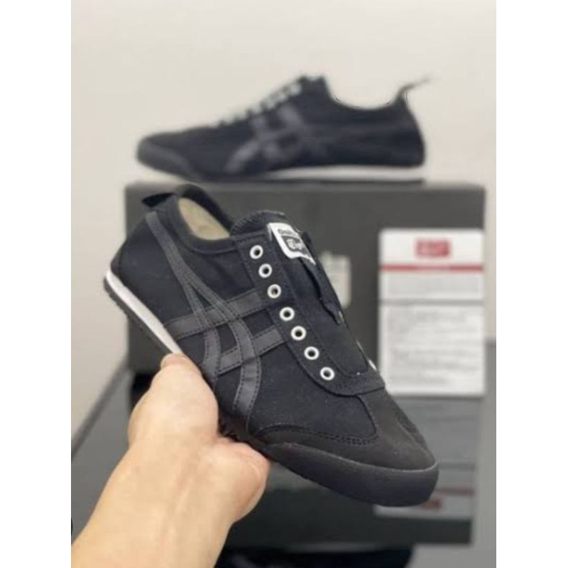 onitsuka tiger slipon black