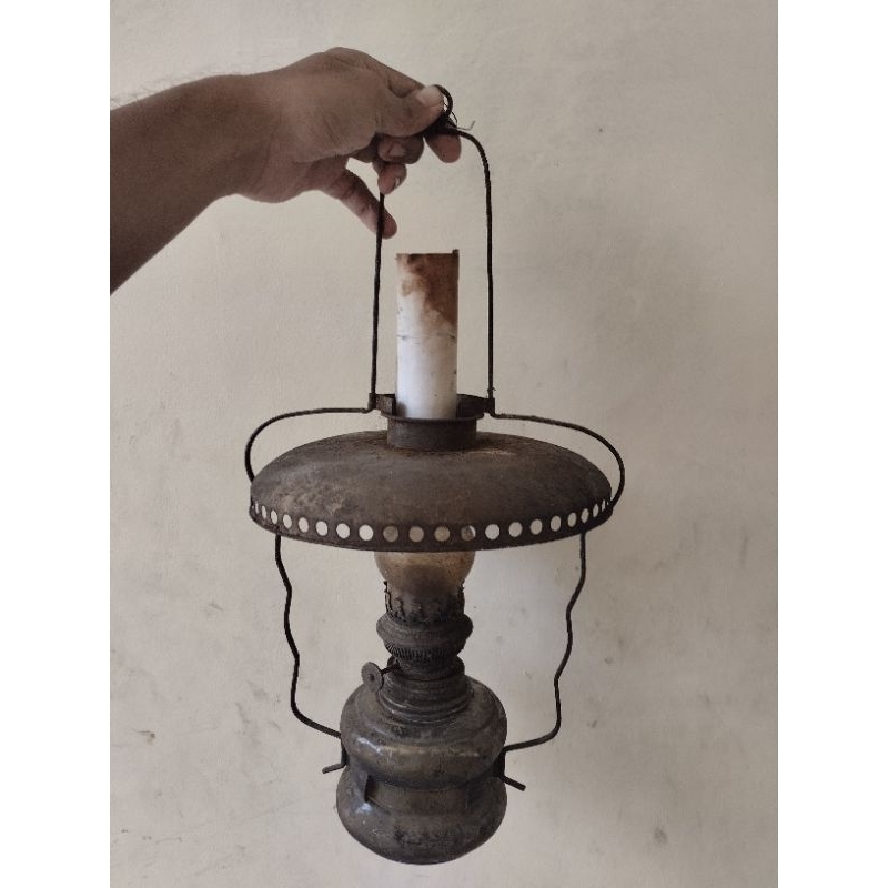 Vintage Lampu Minyak Semprong Jadul.