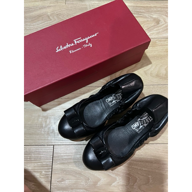 Flat Shoes Salvatore Ferragamo Vara