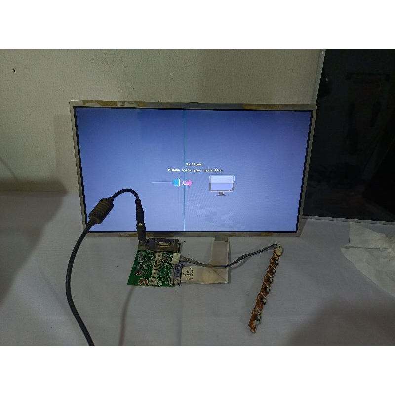 Layar Lcd 14In 40 pin Minus Garis Tengah - lcd laptop 14in 40pin bergaris - Layar Lcd l14in 40pin mi