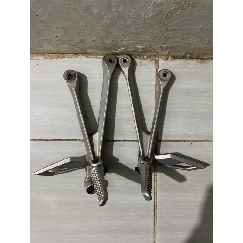 step ori cbr150r bekas