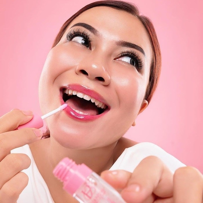 Lip Serum Hanum Beauty Care Harumi by hanum mega Hanum Beauty Care Moist & Glow Lip Serum Color Chan