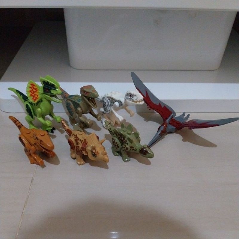 Dinosaur Figure [Take All]