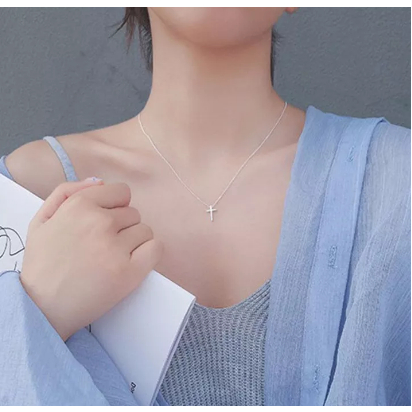 Kalung Titanium Liontin Salib Polos Silver / Perhiasan Kalung Perempuan Anti Karat