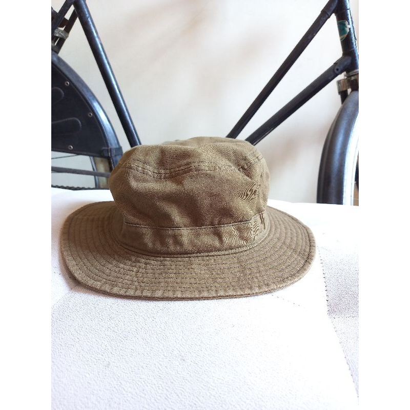 Topi Rimba outdoor Bekas Hijau Olive