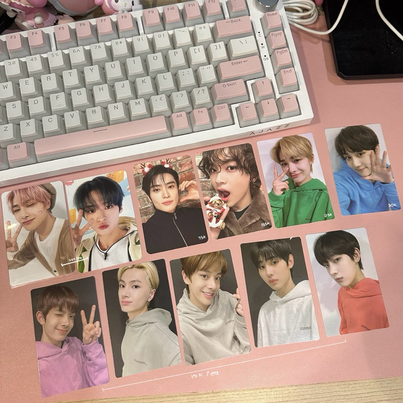 [READY] official pc leeknow in ssg season greetings 23 jaehyun haechan mangap pink christmas 23 nct 