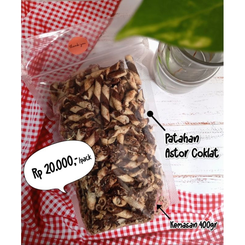 

Cemilan Patahan A*torrr Coklat (Coklat Stick) 400gr