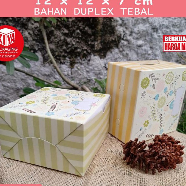

Langka box kotak snack 12x12x7 satu pax isi 4