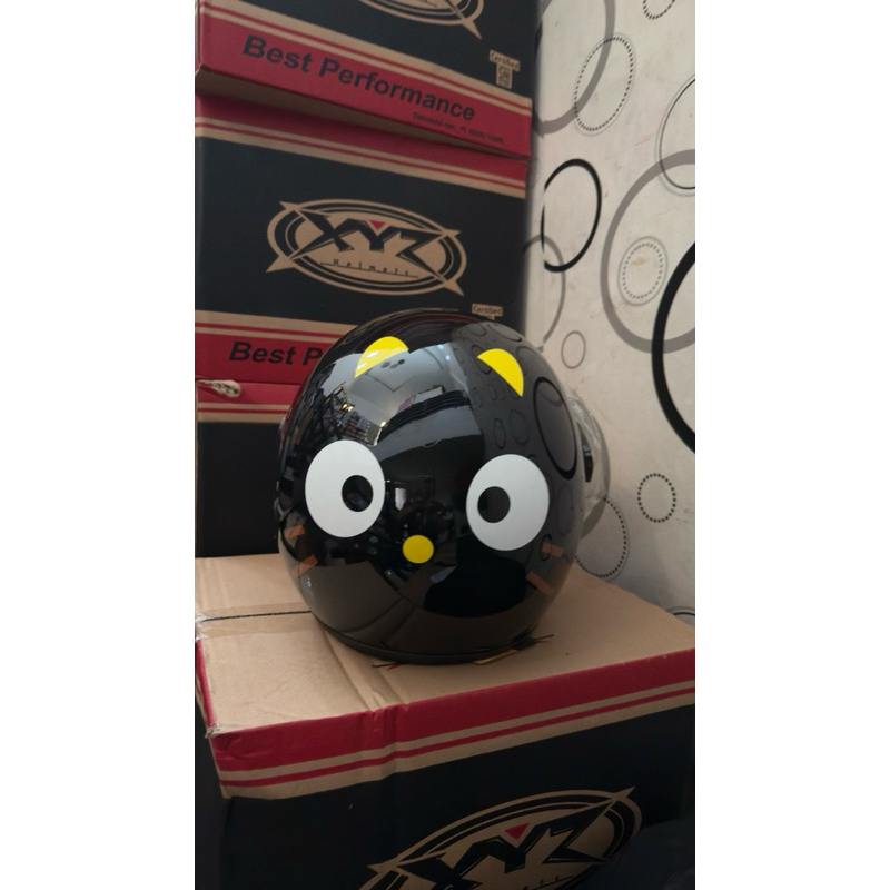HELM XYZ FANTASY CAT HITAM