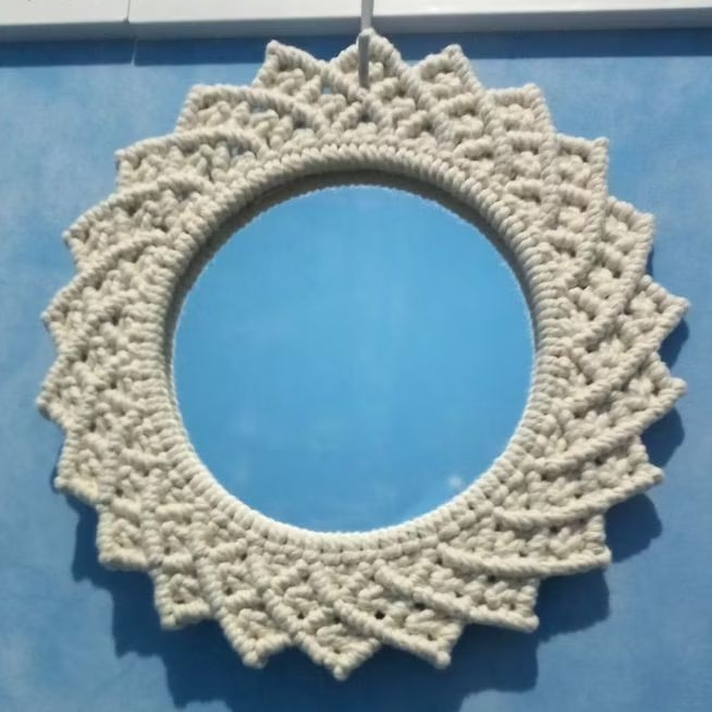 Macrame Wall Mirror - Lotus