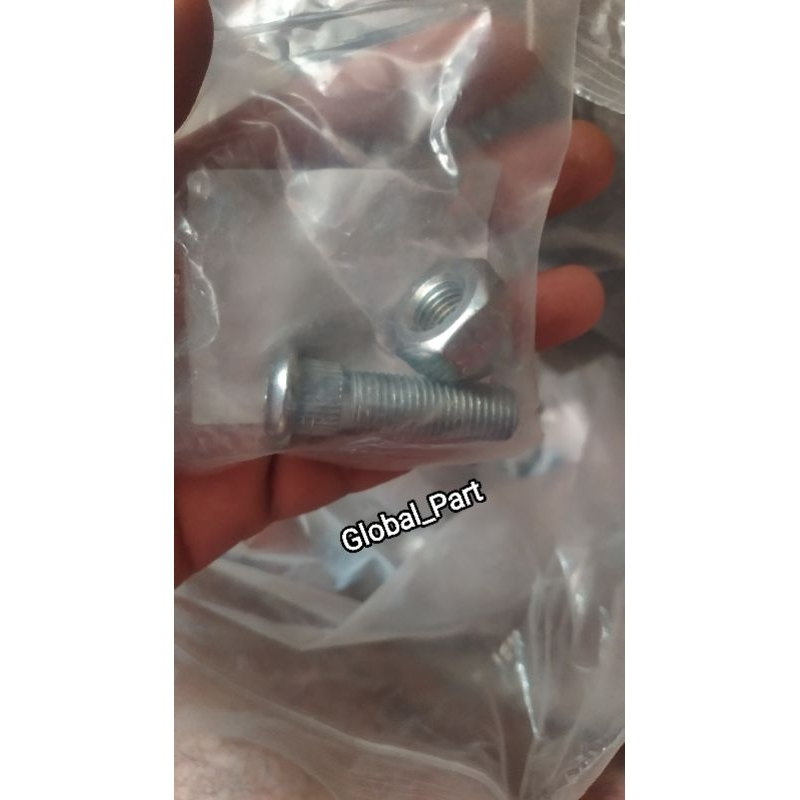 baut ad roda L300 diesel bolt axle shaft hub hab nap nab Mitsubishi L 300 solar kuda disel dan trito