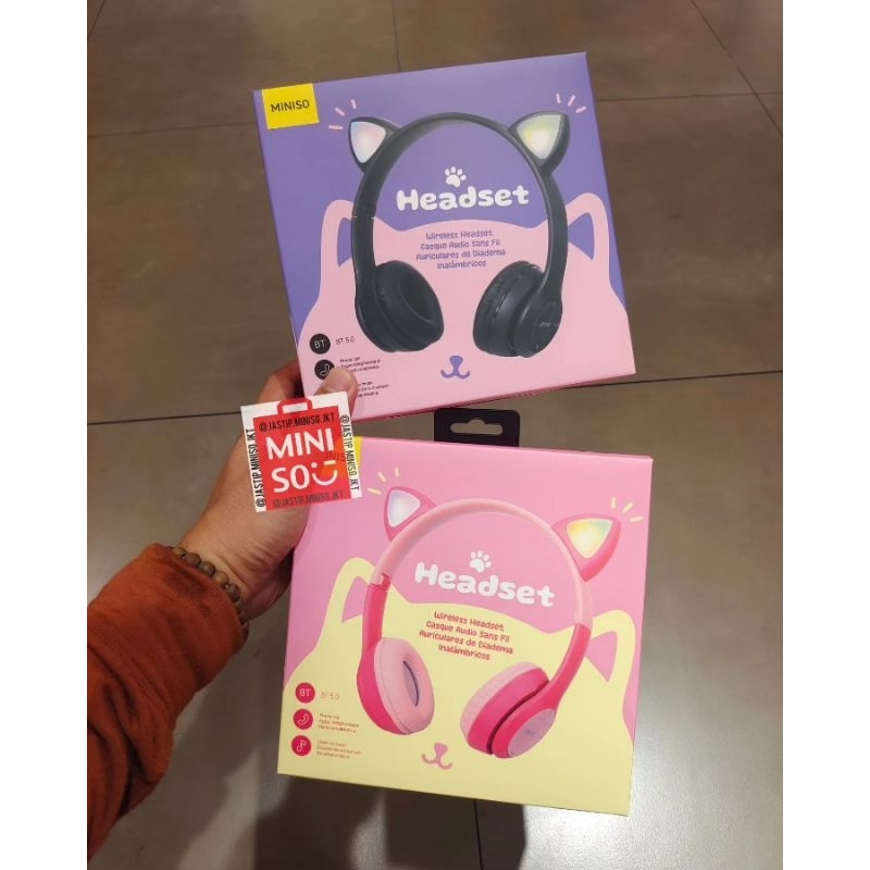 MINISO 🆕 Headset Wireless Light-Up Cat Ears Model : 23BF06 BLACK / PINK