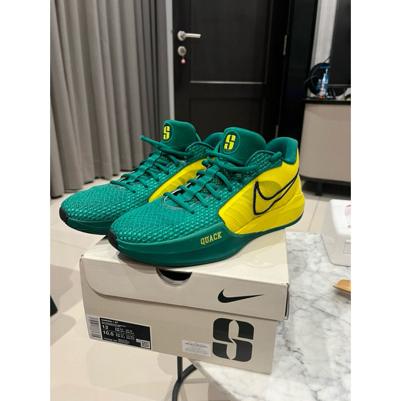 Nike sepatu basket Sabrina 1 Oregon Ducks size 44.5 Kondisi mulus banget