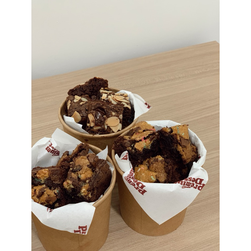 

Mini Bite Brownie bouquet 12oz