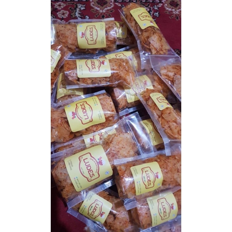 

LUDES KERIPIK PEDAS GURIH EXTRA BUMBU