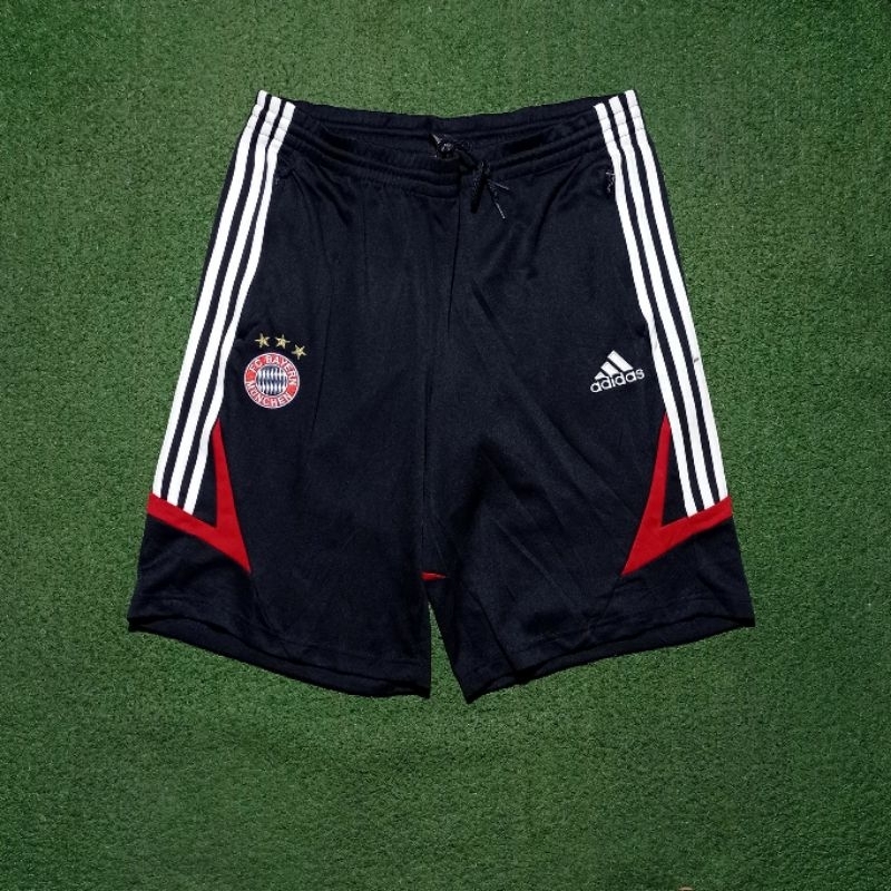 Celana Bayern Munchen size XL original