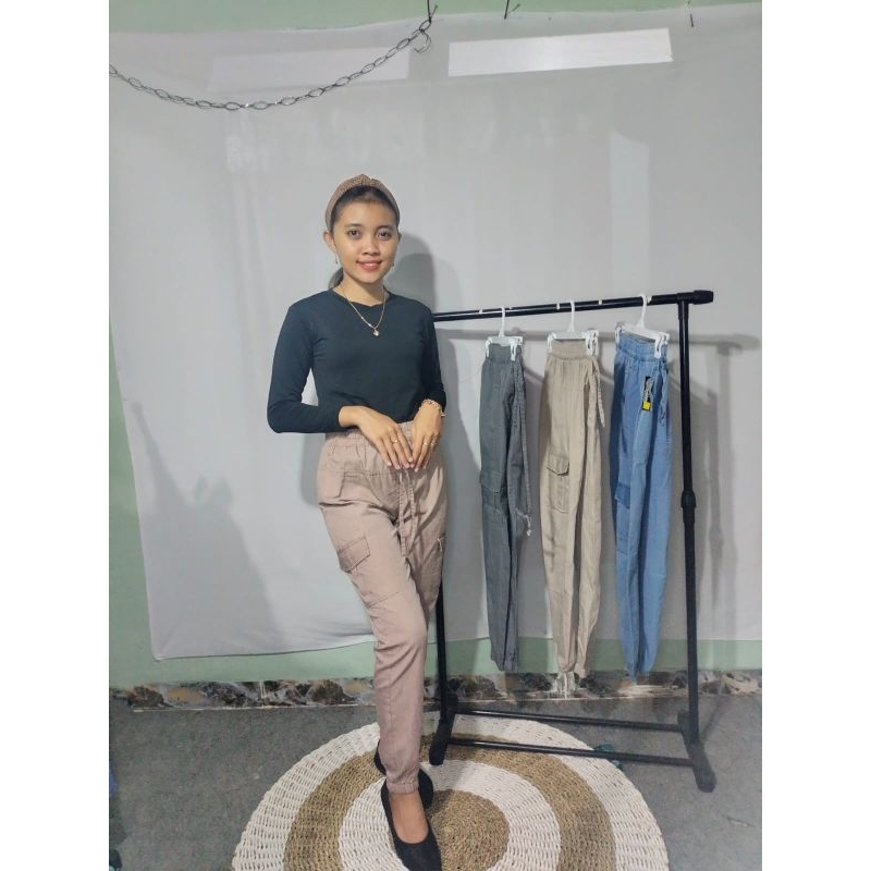 CELANA JOGER KARGO JEANS CELANA WANITA KARGO JEANS BAHAN JEANS BAHAN TIDAK NERAWANG TIDAK KAKU BAHAN