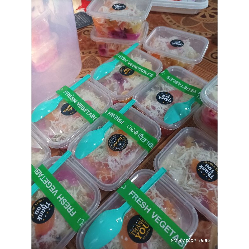 

SALAD BUAH 250 ML | LANGIT BUAH