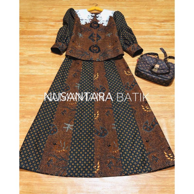 ATASAN BATIK MODERN INDONESIA
